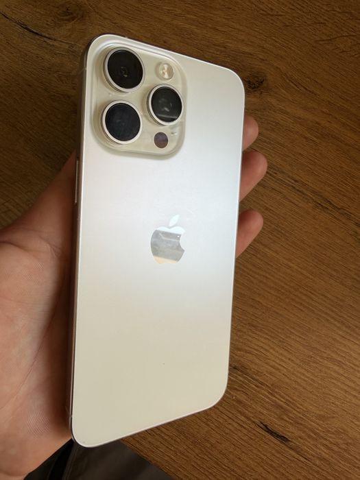 Iphone 15 peo max
