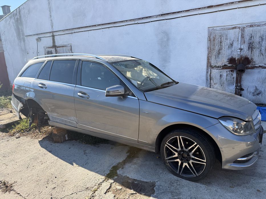 MERCEDES-BENZ C-Class 2011 — imagine 2