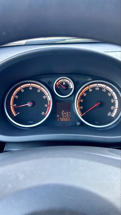 Opel Corsa D Hatchback