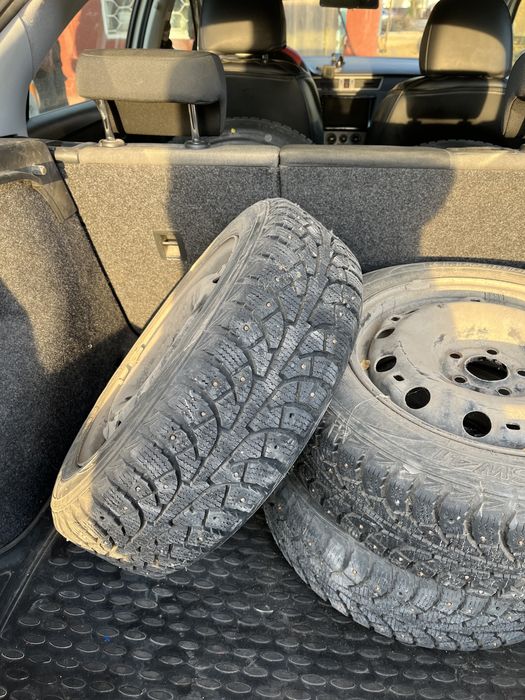 Продам зимнюю резину