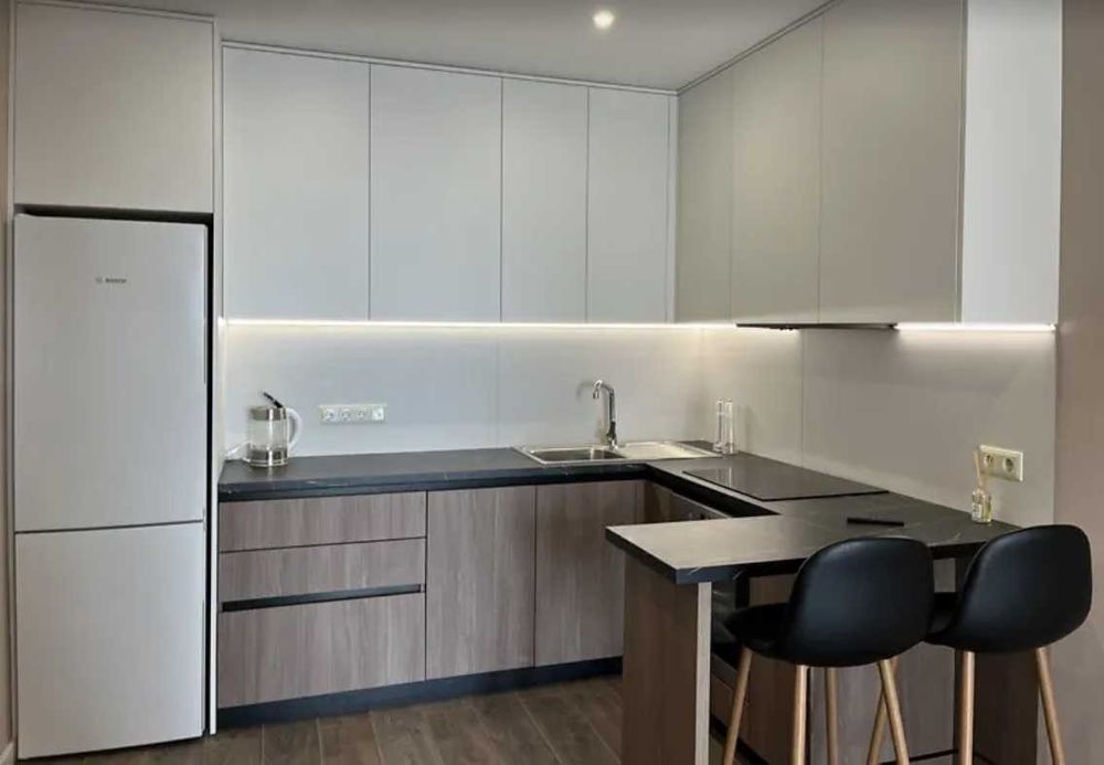 Двустаен имот в кв.Младост 1