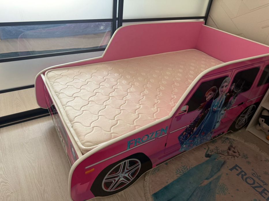 Продам Детские кровати. С тумбой