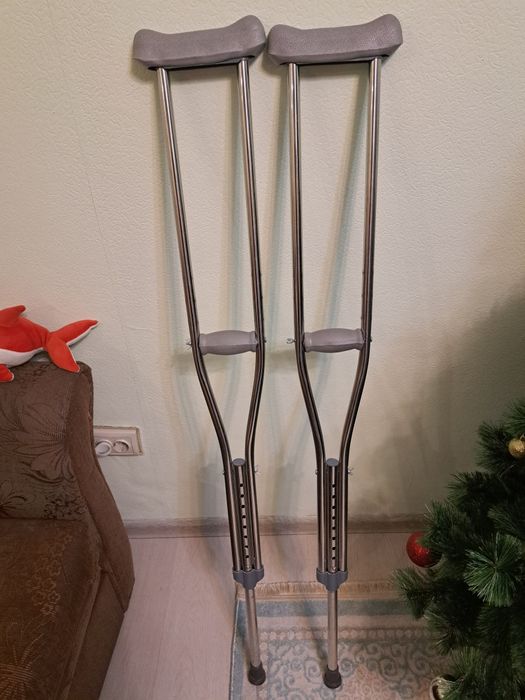 Костыли подмышечные