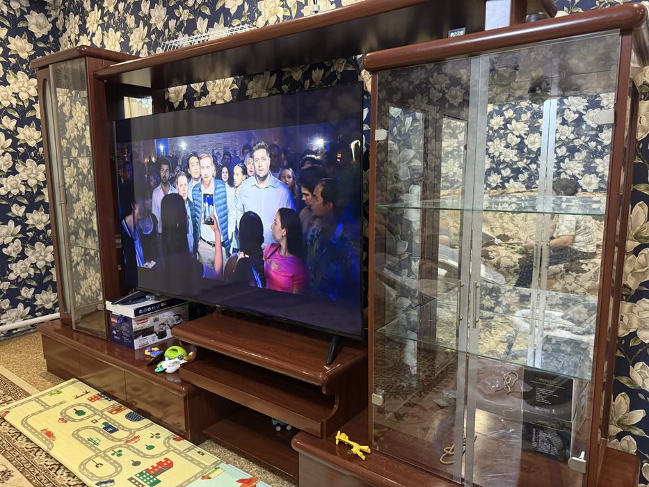 Шкаф под телевизор