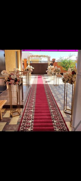 Продам Красную дарожку