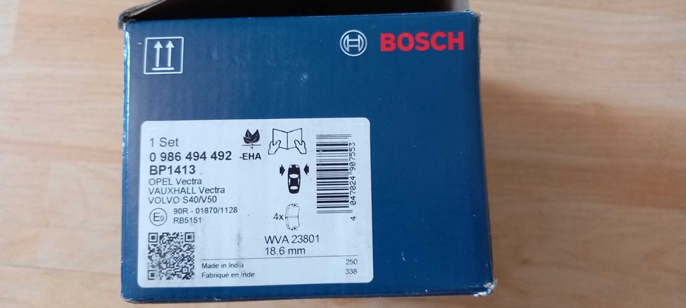 Продавам  Чисто нови накладки BOSCH 18.6mm.