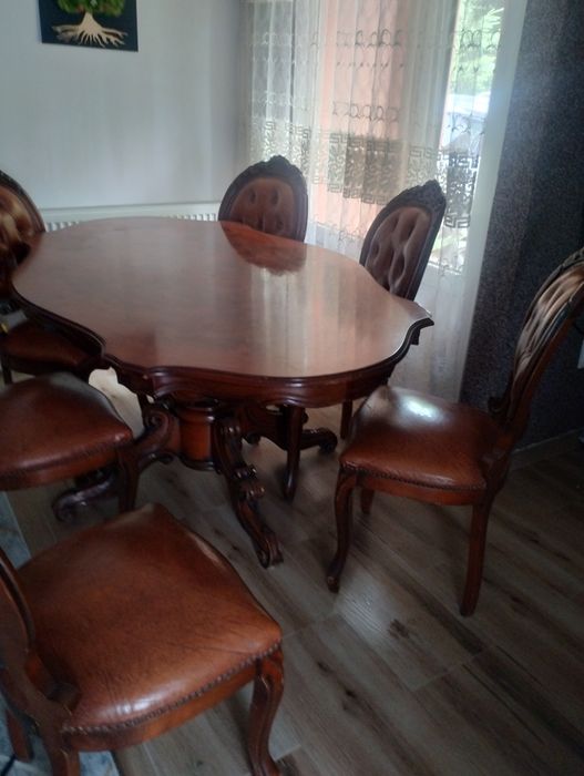 Masă, scaune lemn masiv