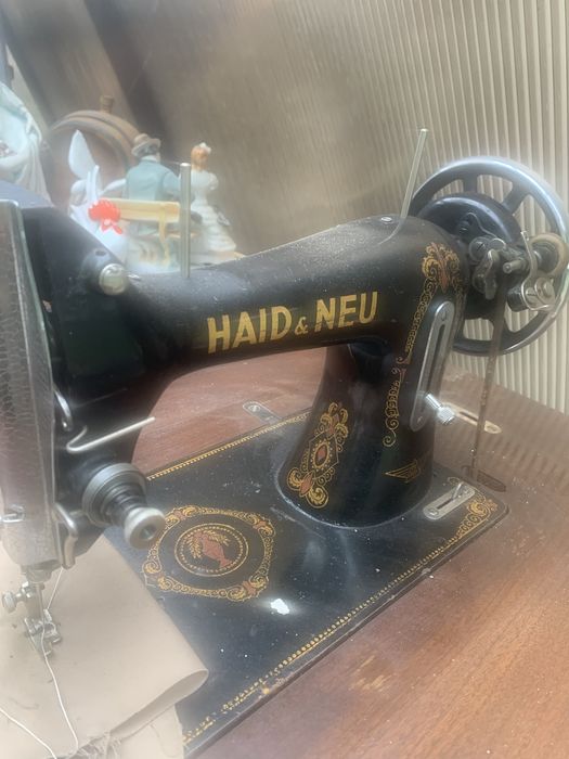 Vând mașină de cusut de colecție mrca HAID&NEU.