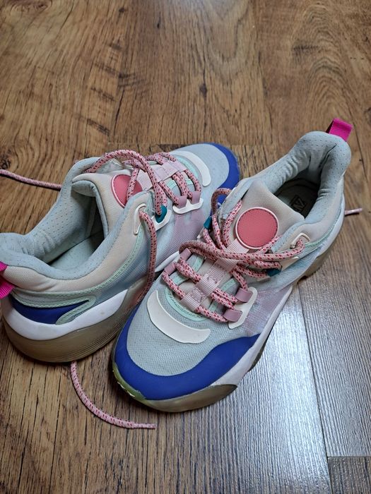 Обувки ZARA - размер 36