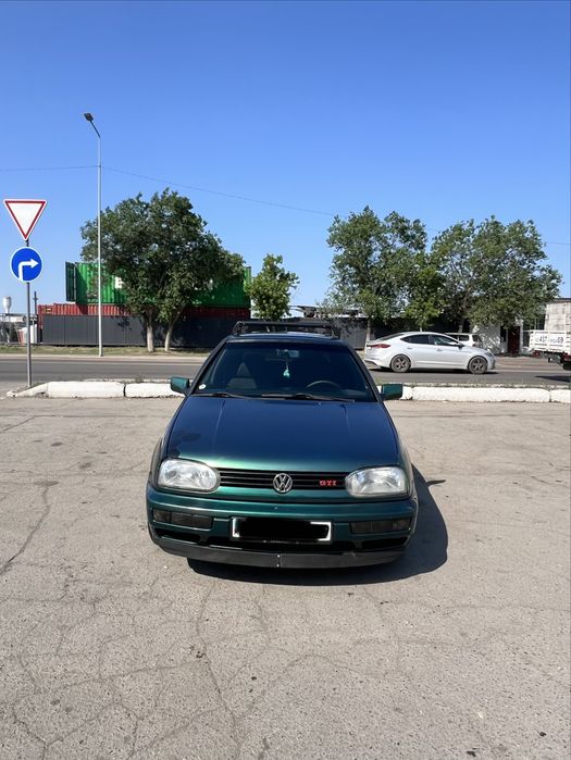 Продам Golf 3 1.8