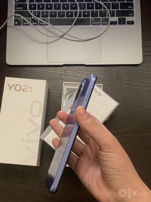 VIVO YO2t Модель: V2254 RAM: 4GB ROM: 64GB Цвет: Лавандовое поле: 600 ...