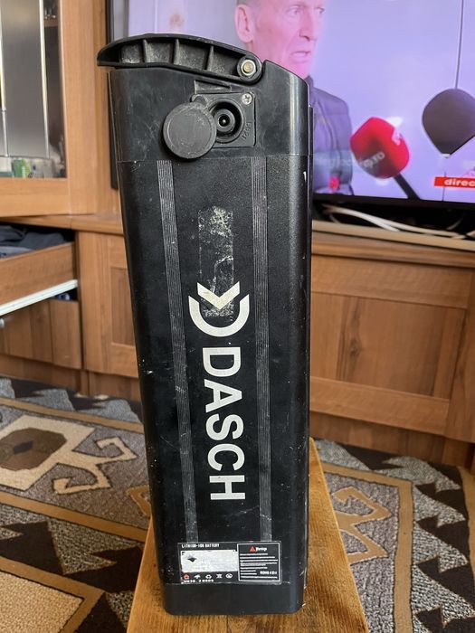 Vînd baterie bicicleta electrică 48v si 18Ap.