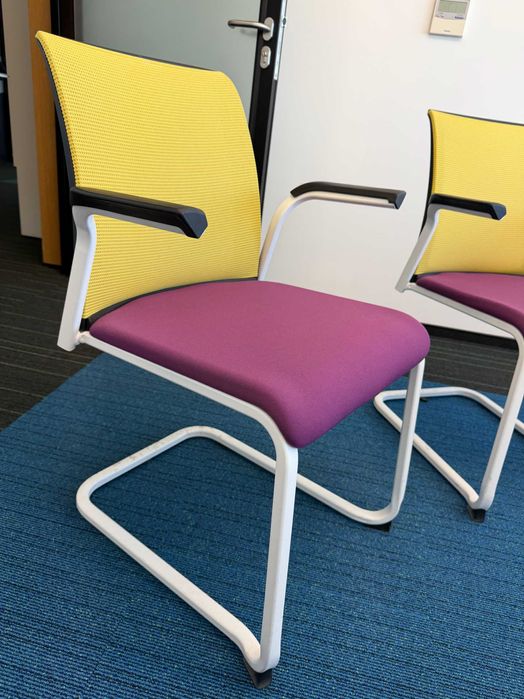 Офис столове и маса