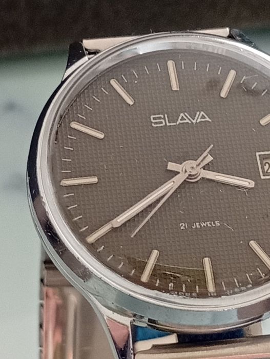 Руски ръчен механичен часовник СЛАВА SLAVA.