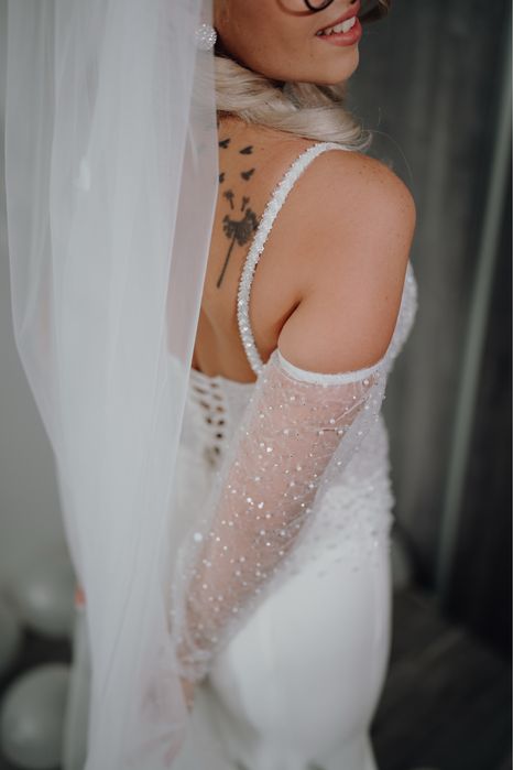 Rochie de mireasă tip sirenă cu corset