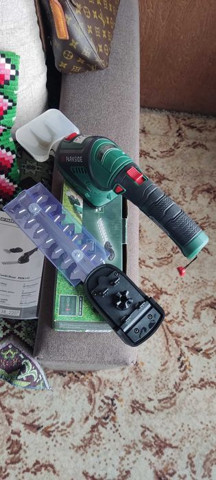 Тример косачка за трева и храсти