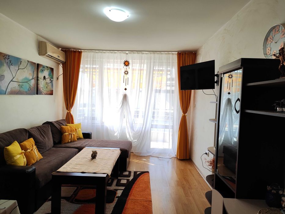 Дава се под наем Двустаен апартамент в Бургас, Сарафово - 65 кв.м за 408 € - Снимка #9