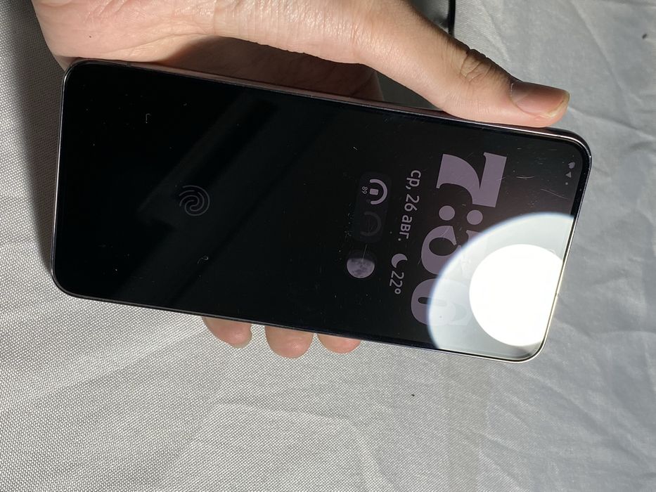 Продам Samsung S22 5G