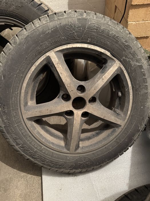 Подам диски всборе на Субару