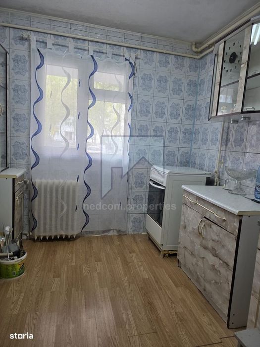 Vanzare apartament 3 camere Rahova - Margeanului