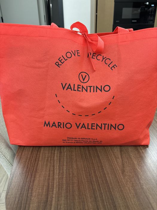 Продам сумку MARIO VALENTINO  в отличном состоянии