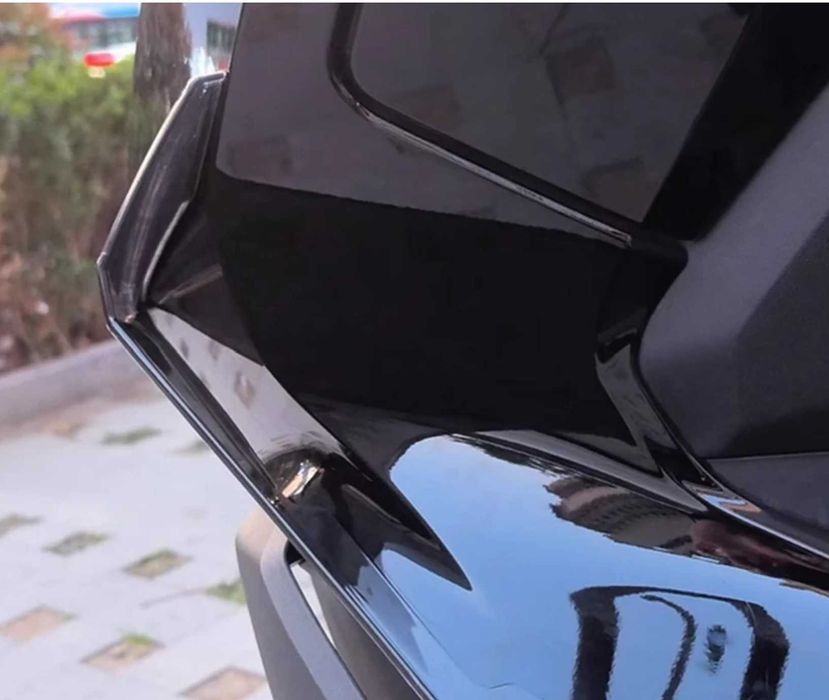 Deflectoare aer Honda ADV 350 "carbon"