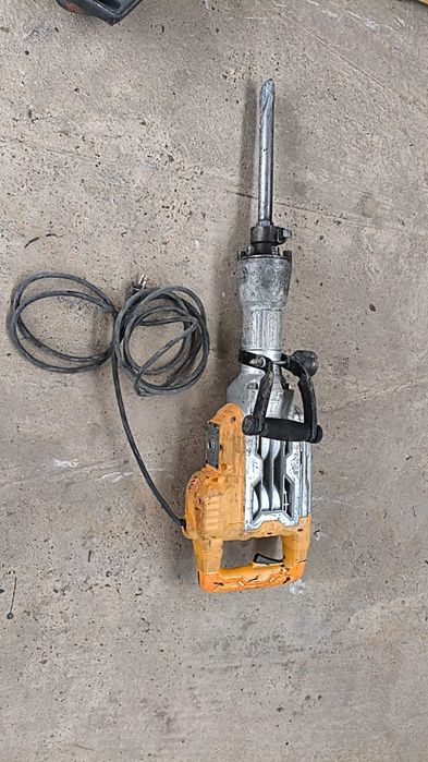 Отбойный молоток, отбойник