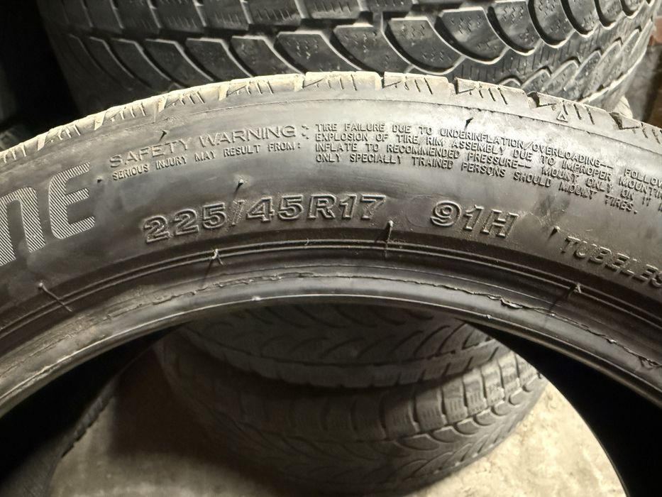 Bridgestone 225/45/17