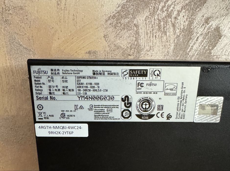 POS компютър с тъч монитор