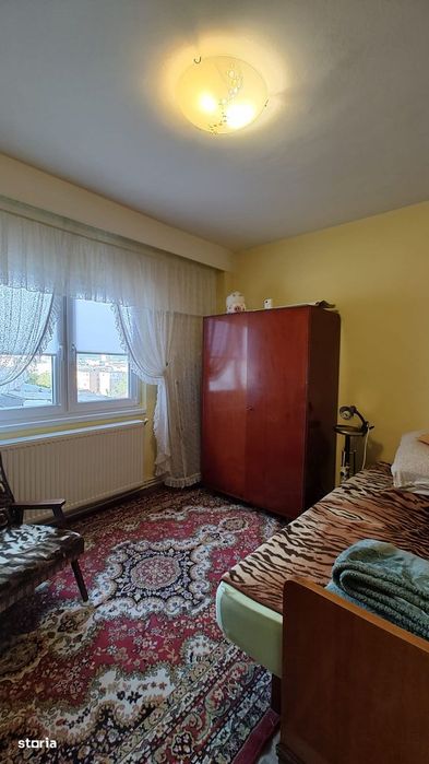 De vanzare apartament 3 camere,zona Lido