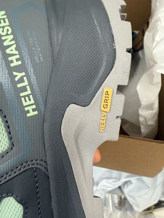 Helly Hansen waterproof 37,5