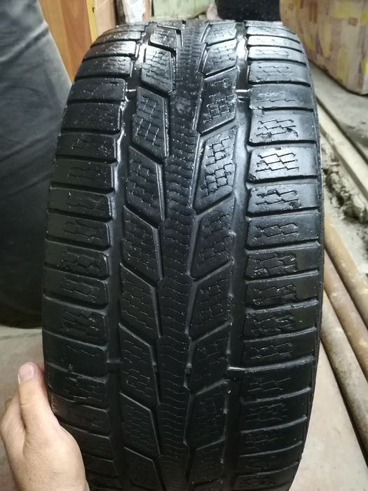 Продам летнюю резину SEMPERIT 225"45"17