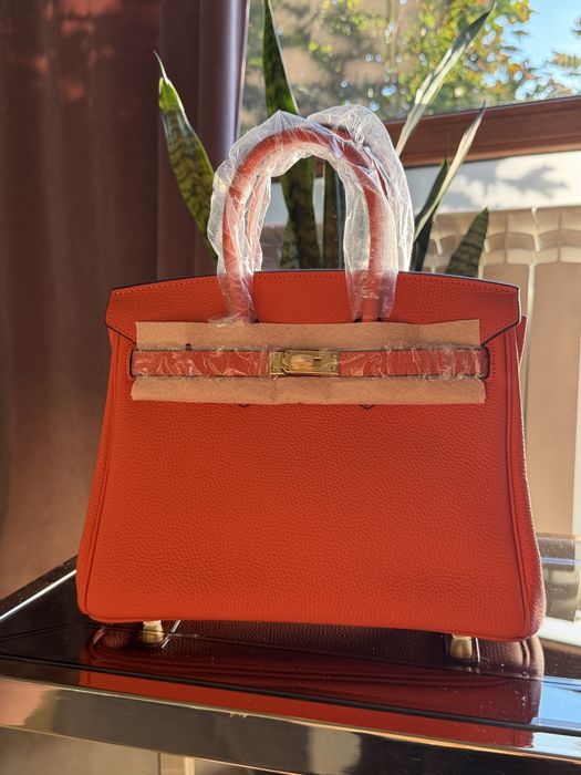 Geantă Hermès Birkin portocalie cu charm – nouă