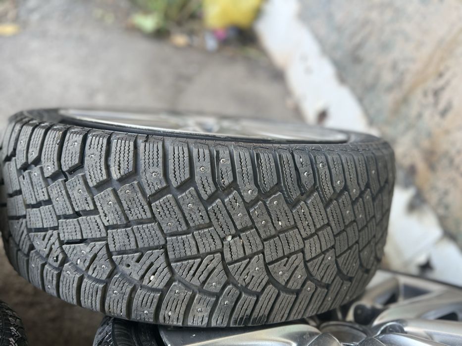Продам диски с резиной на 18