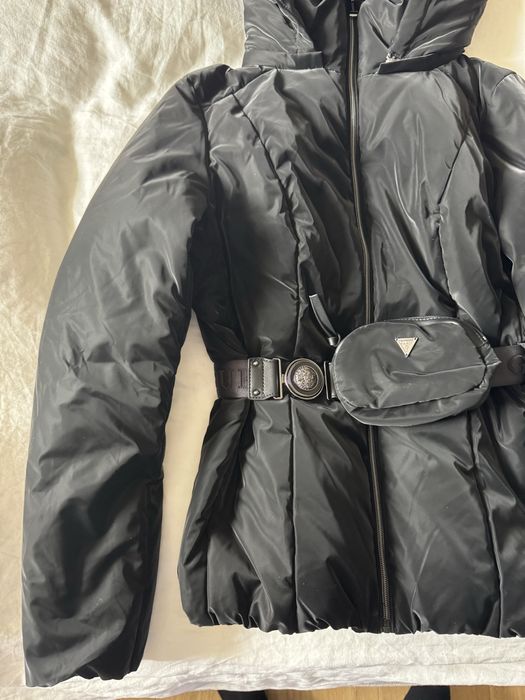 Дамско яке с качулка - Guess