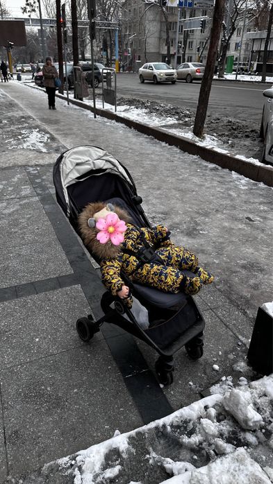Коляска Joie легкая