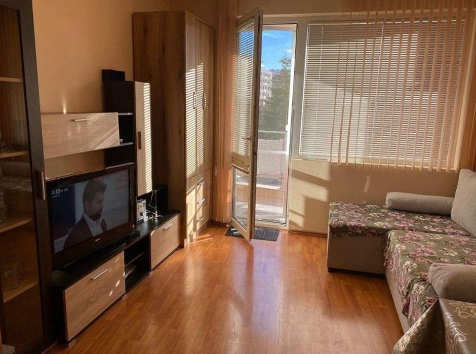 Дава се под наем Двустаен апартамент в София, Младост 1А - 70 кв.м за 750 € - Снимка #2