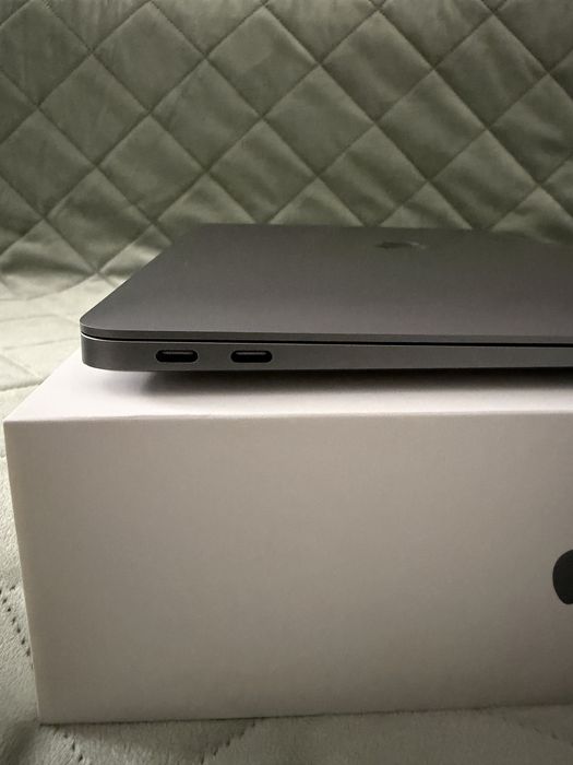 Macbook Air 13 inch M1