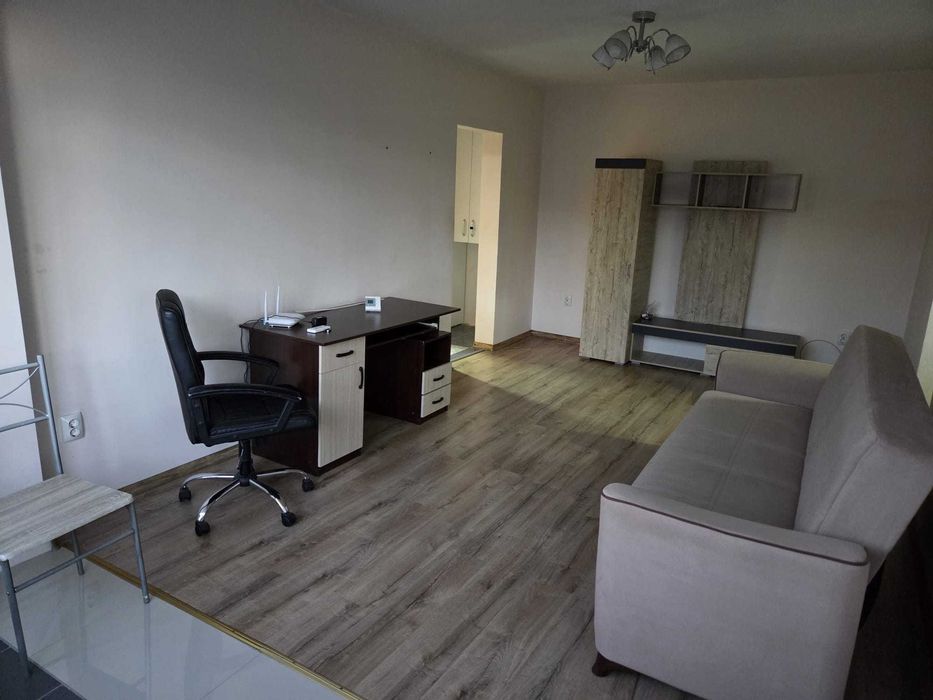 Închiriez apartament 2 camere, Mazepa 1, complet mobilat și utilat