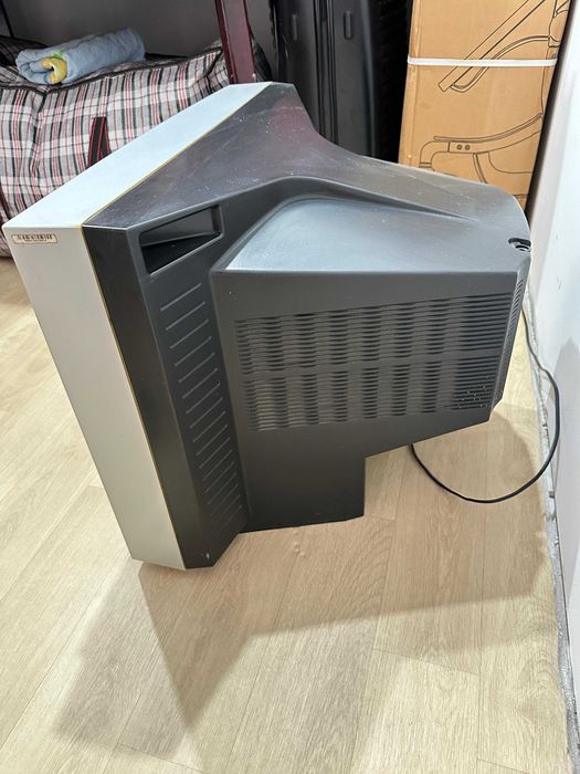 Отдам 2 телевизора