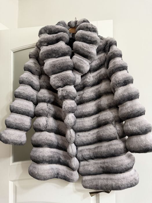 Продам женскую шубку