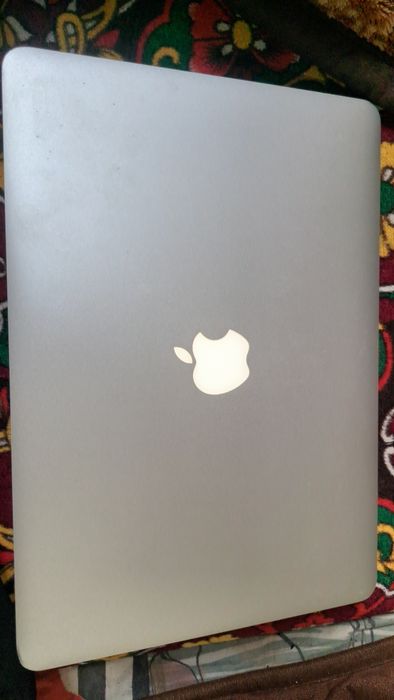 MacBook Air 2013 ortalarida chiqan holati zor