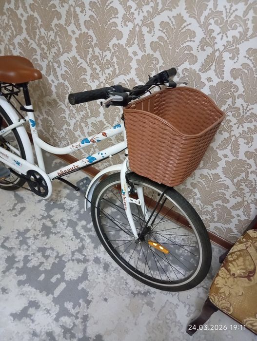 Велосипед подростковый, можно и взрослым.