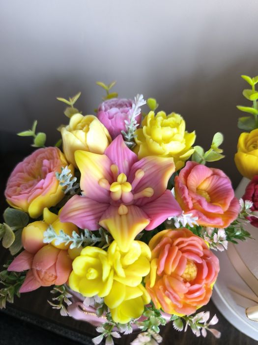 Сапунени цветя букети