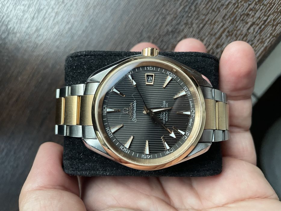 Часовник Omega aqua terra стомана и розово злато