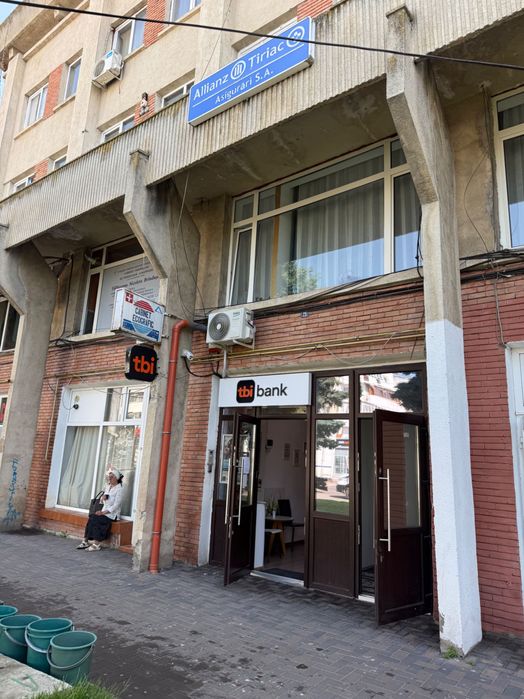 Inchiriere birouri central