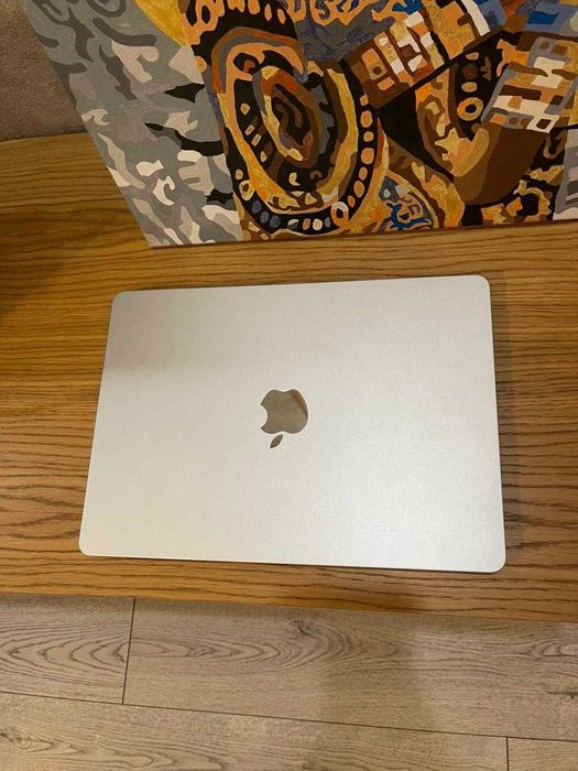 MacBook Air 13” (M3, 2024) - 16/256