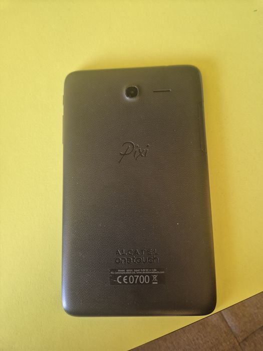 Таблет Alcatel one touch pixi 3