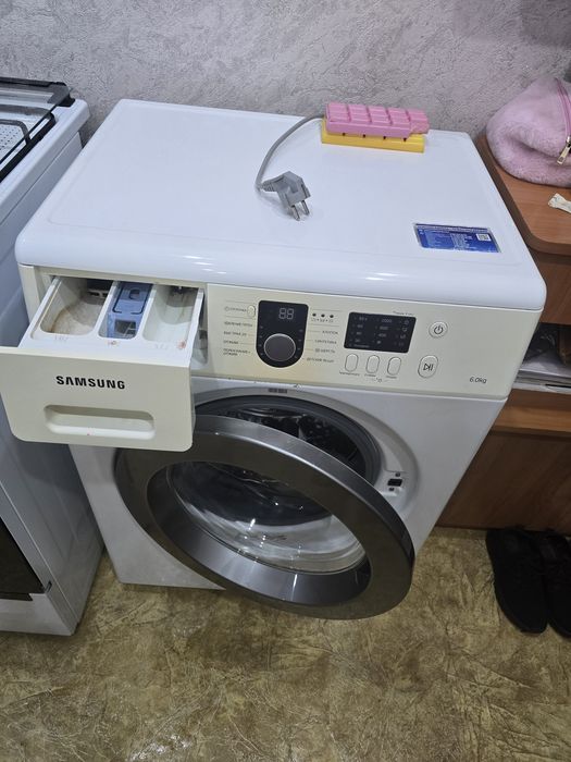 Продам стиральную машинку