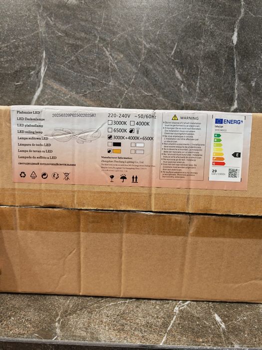 Plafoniera tavan led